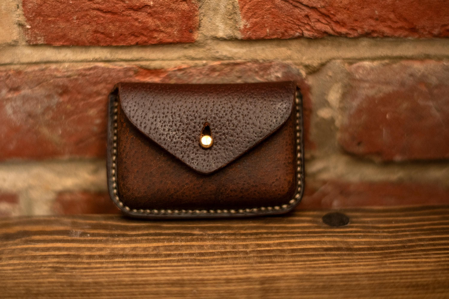 Small leather coin purse or card holder