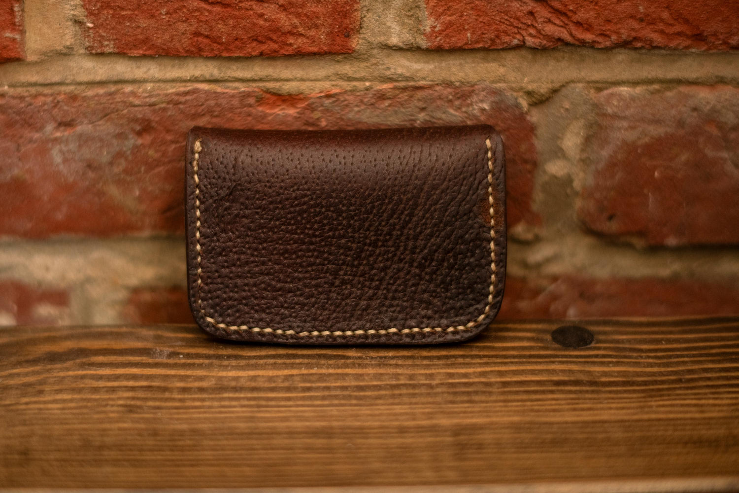 Small leather coin purse or card holder