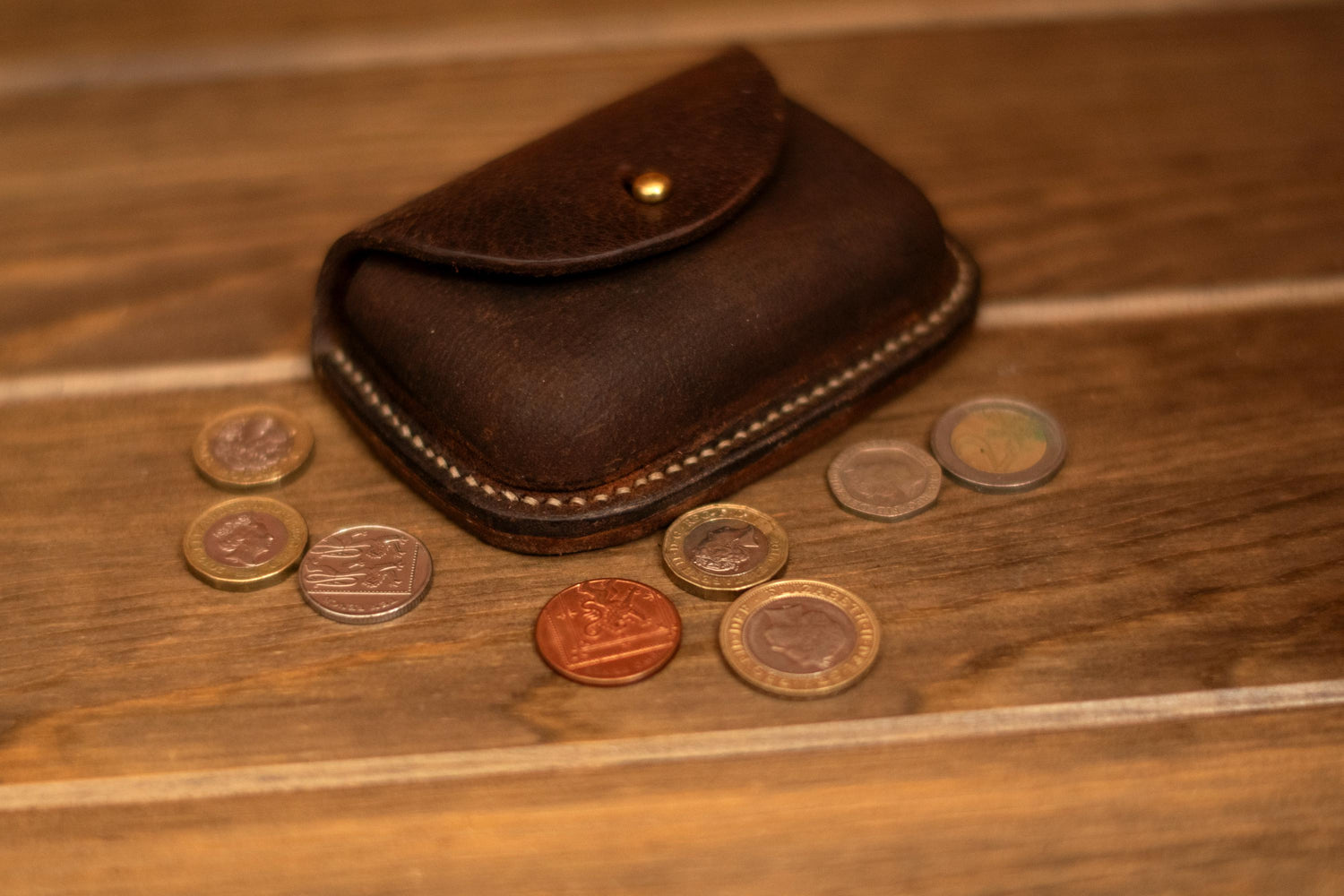 Small leather coin purse or card holder