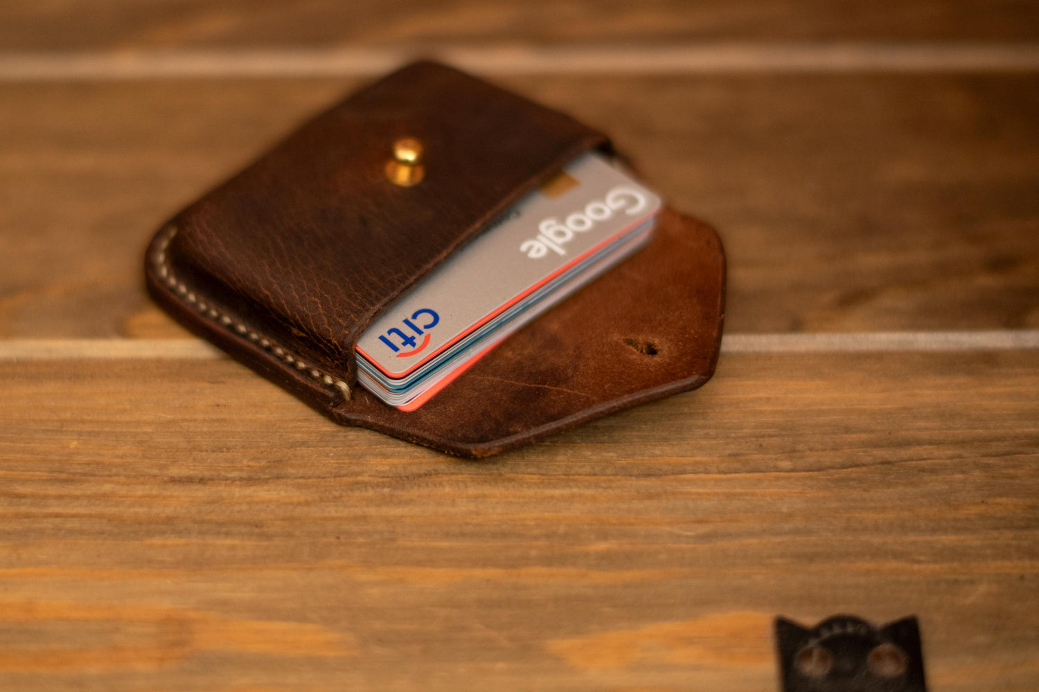 Small leather coin purse or card holder