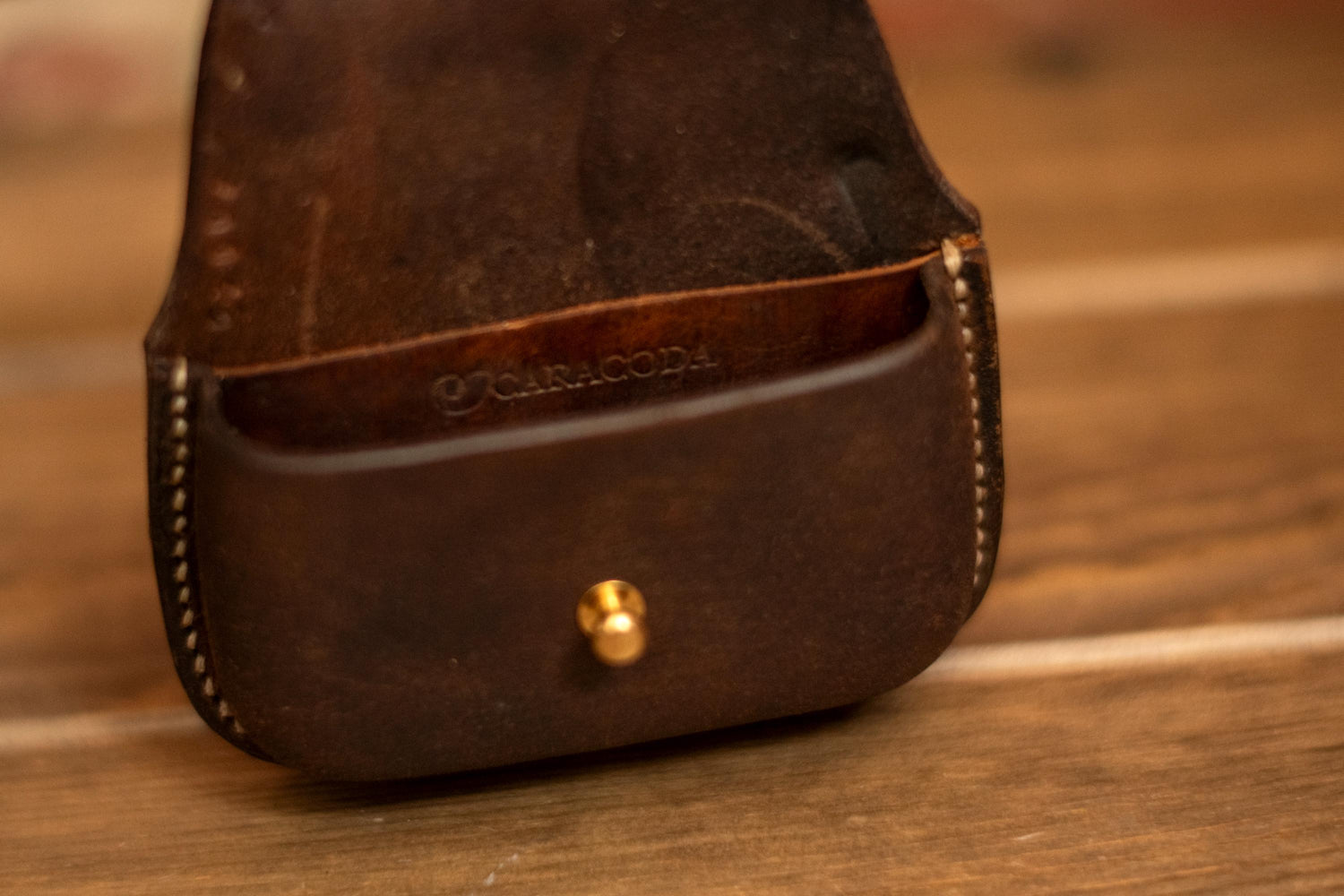 Small leather coin purse or card holder